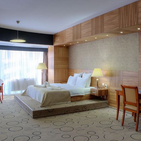 Hotel Oltenia Craiova Eksteriør billede