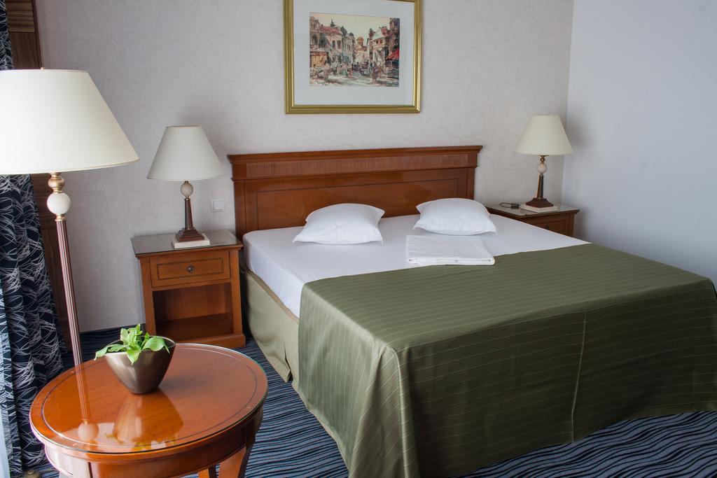 Hotel Oltenia Craiova Eksteriør billede