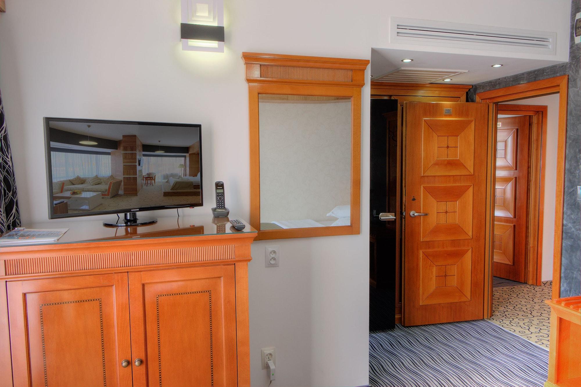 Hotel Oltenia Craiova Eksteriør billede